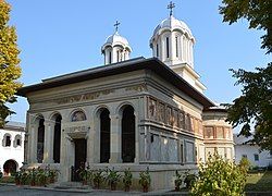 The church of Căldărușani Monastery