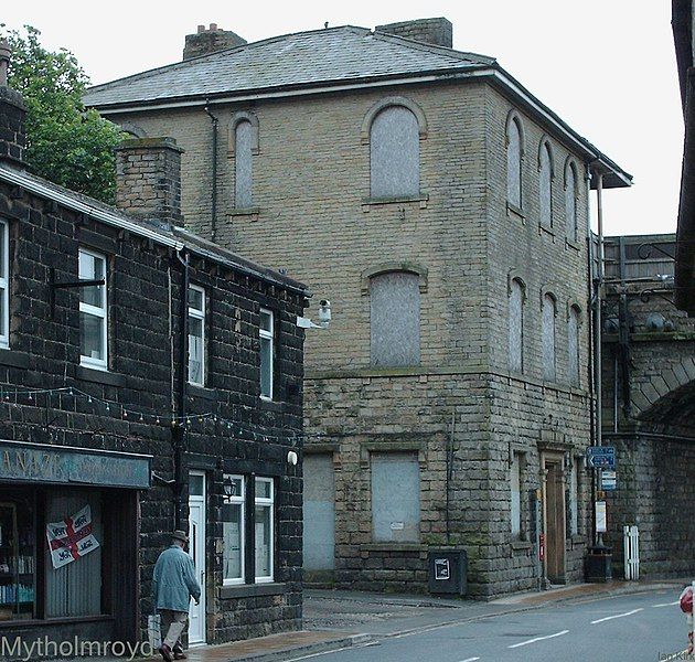 File:Mytholmroyd 3.jpg