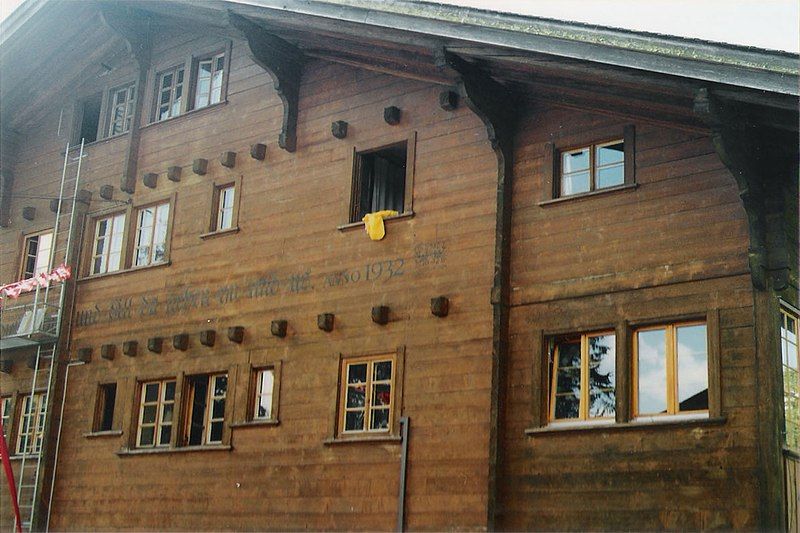 File:Our Chalet (front).jpg