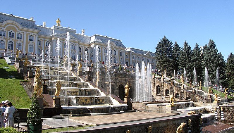 File:Peterhof summer.jpg