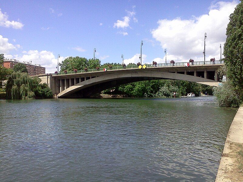 File:Pont de Joinville.jpg