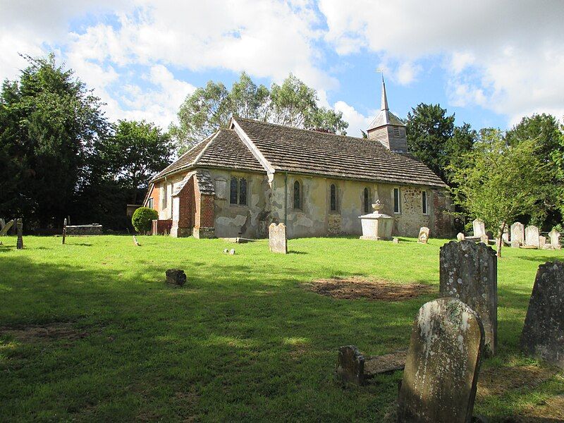 File:Shermanbury churchyard.JPG