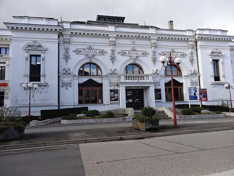 File:Theatre of Yverdon-les-Bains.jpg