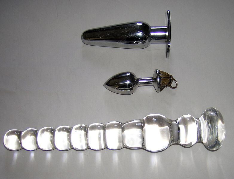 File:Three buttplugs.jpg