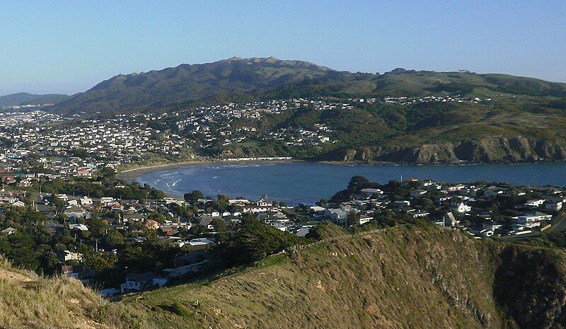 File:Titahi Bay 11.JPG