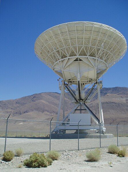 File:VLBA Owens Valley.JPG