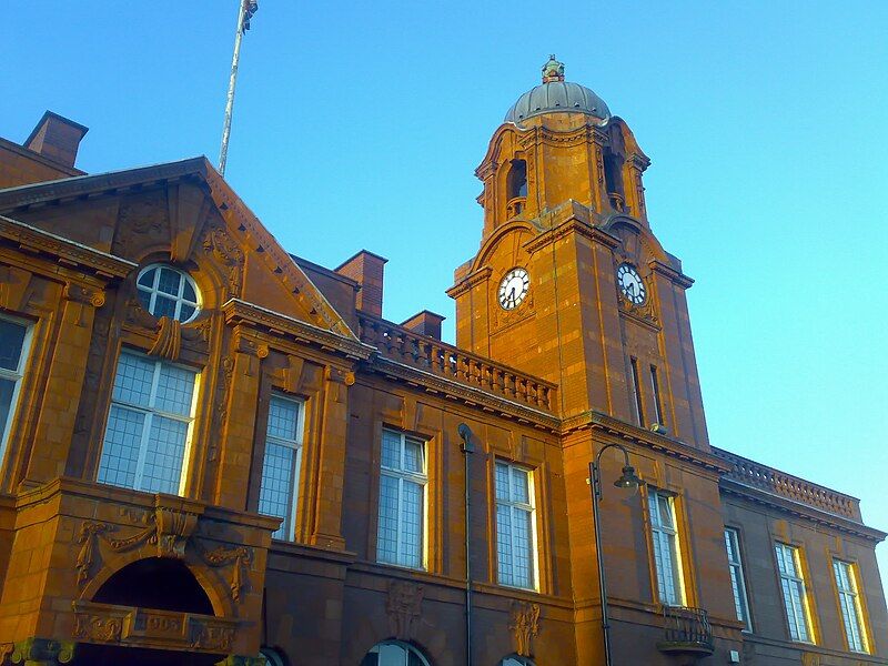 File:Westhoughton Town Hall.jpg