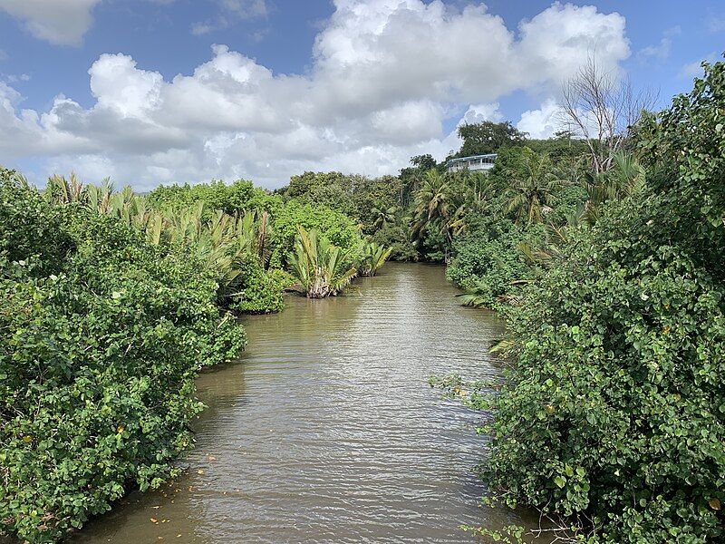 File:Agfayan River.jpg