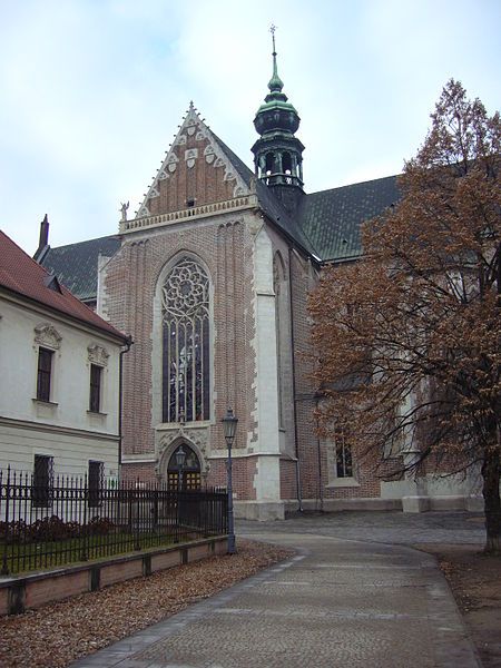 File:Basilika minor.JPG