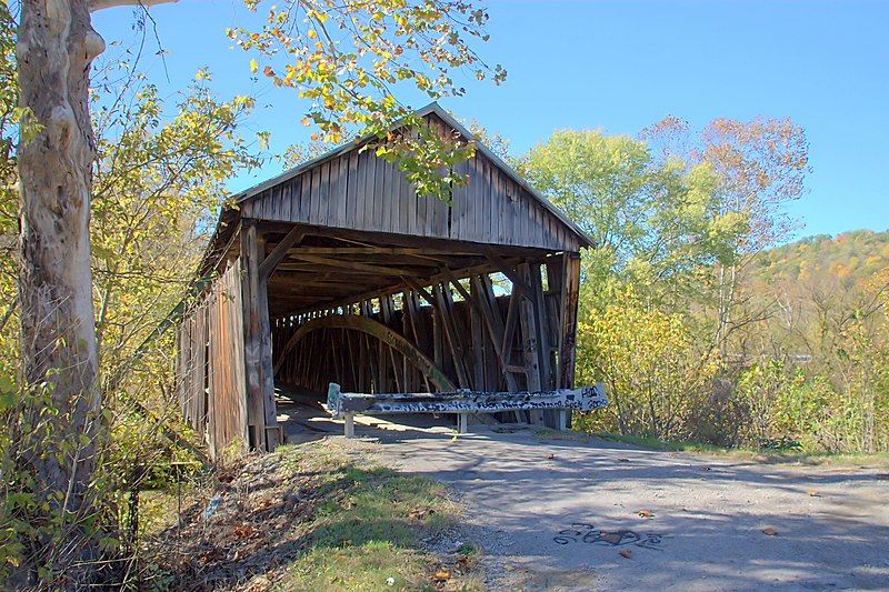 File:CabinCreekCoveredBridge.jpg