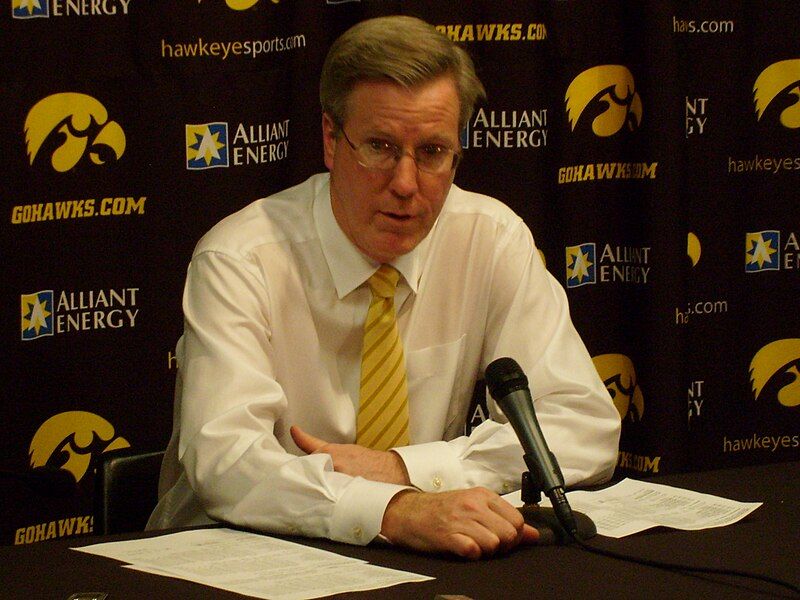 File:Fran McCaffery.jpg