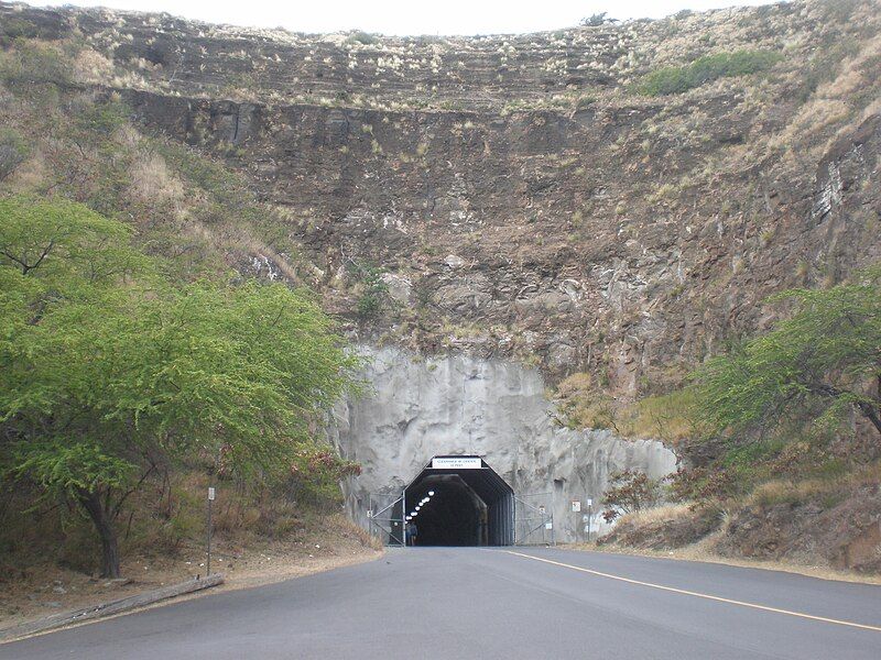 File:FtRuger-DiamondHead-Tunnel.JPG