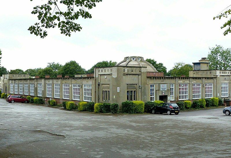 File:Ilkeston School.jpg