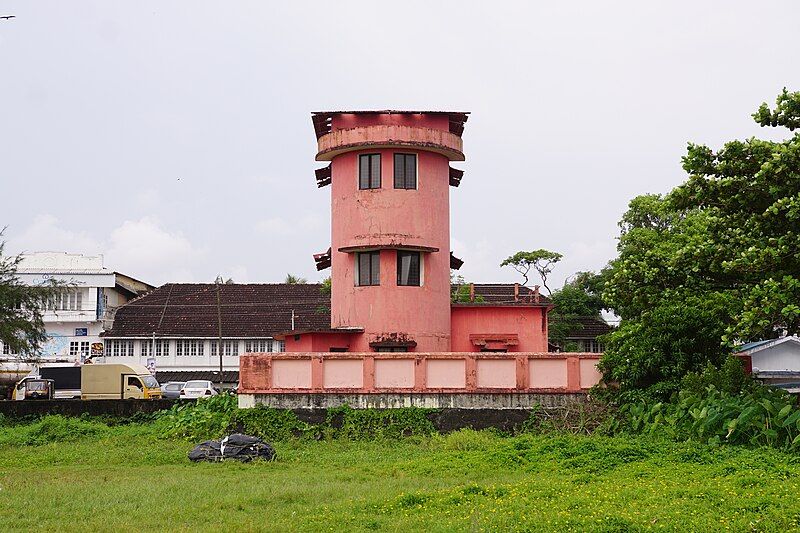 File:Kozhikode Beach 01603.JPG