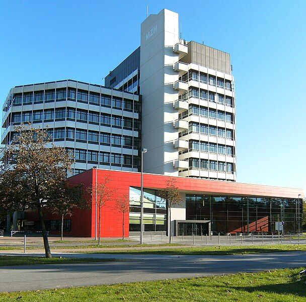 File:MZH Uni-Bremen-3.jpg