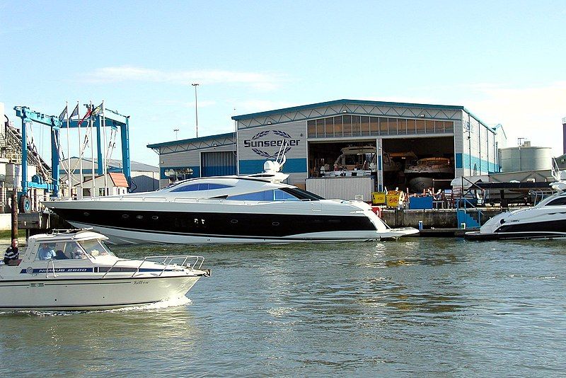 File:Poole.sunseeker.arp.jpg