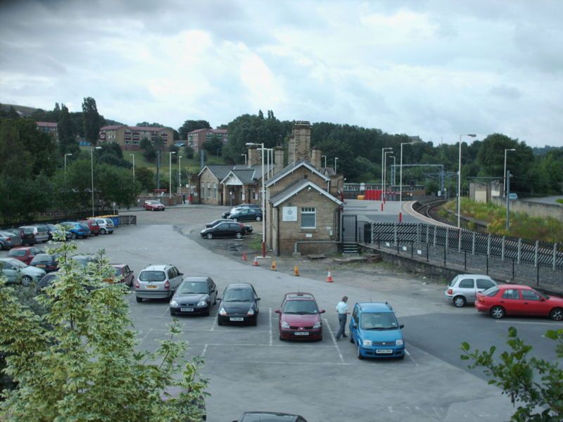 File:Shipley stn building.jpg