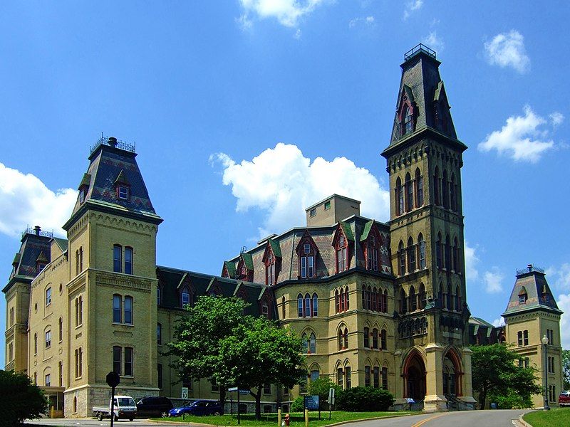 File:Soldiers Home Milwaukee.jpg