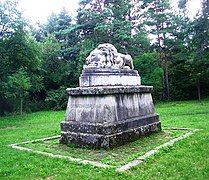 Stone lion in Šumarice park, World War I memorial