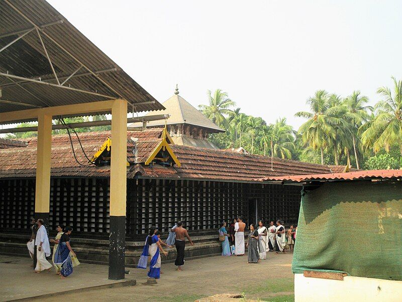 File:Thirunavaya (8).jpg