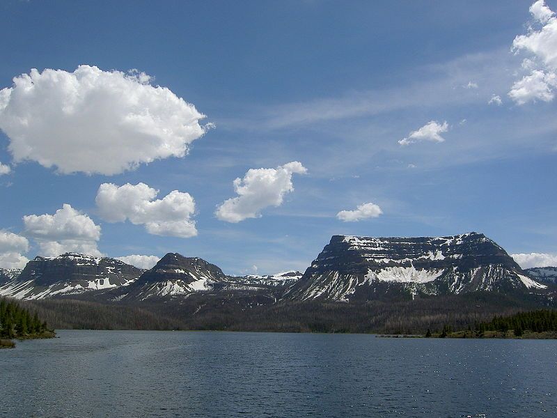 File:Trappers Lake.JPG