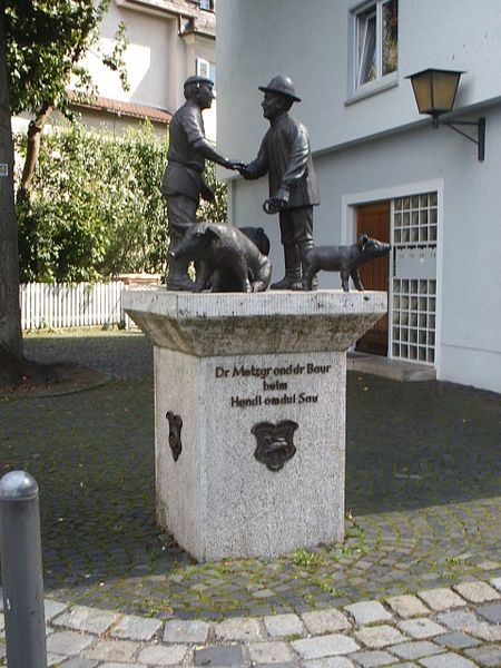 File:UlmDenkmal.JPG