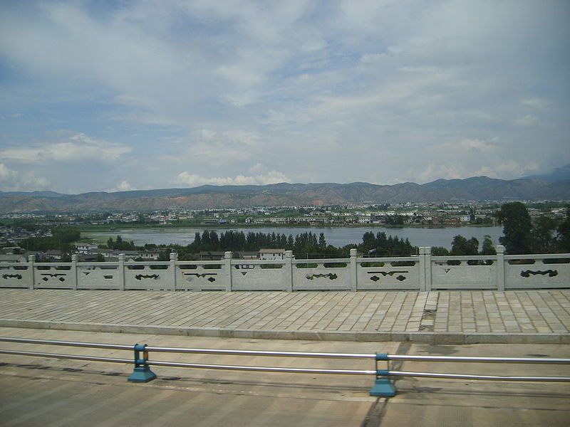 File:大丽公路1.JPG