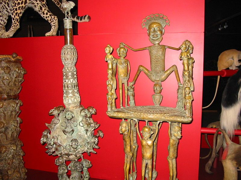 File:African Art Display.jpg