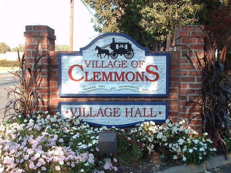 File:Clemmonstownhall.jpg