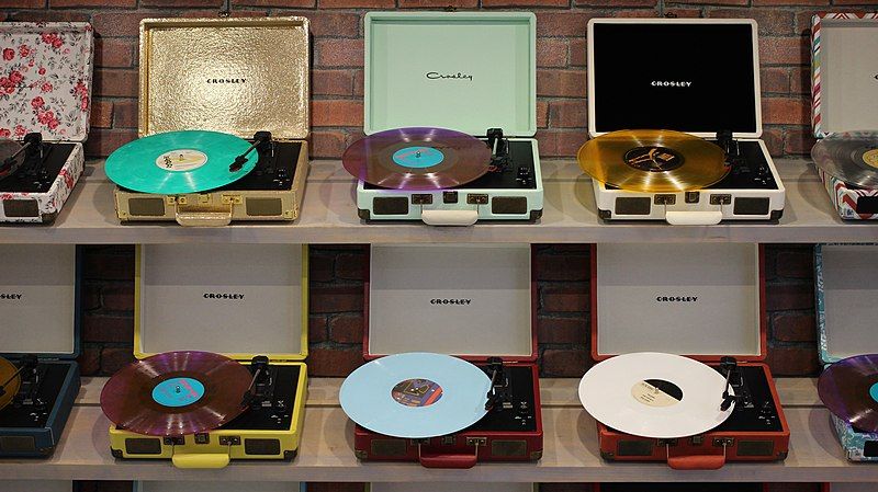 File:Crosley Turntables (23850447763).jpg