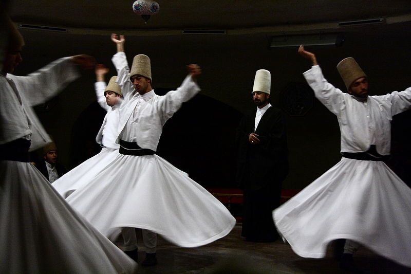 File:Dervishes Avanos.JPG