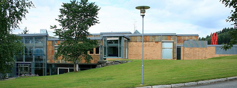 File:Høgskolen i Lillehammer.jpg