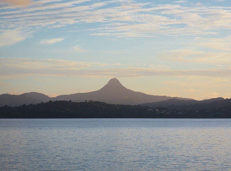 File:Mont Choungui.jpg