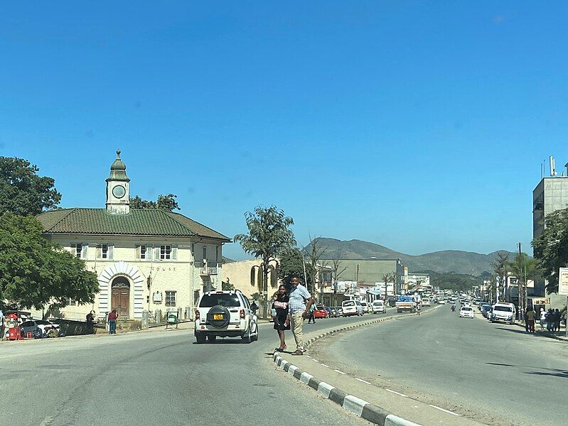 File:Mutare Custom house.jpg