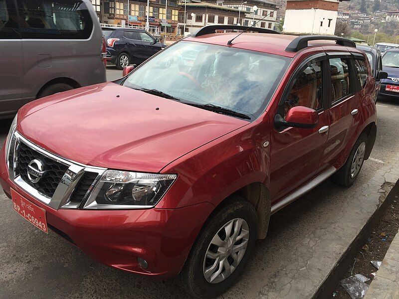 File:Nissan Terrano Front.JPG