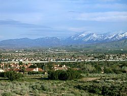 Palmdale, looking southeast toward the Antelope Valley Freeway and the San Gabriel Mountains