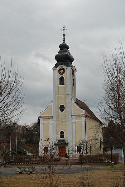 File:Pfarrkirche kemeten.JPG