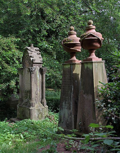 File:Pirmasens-Alter Friedhof-22-Grabdenkmale-gje.jpg