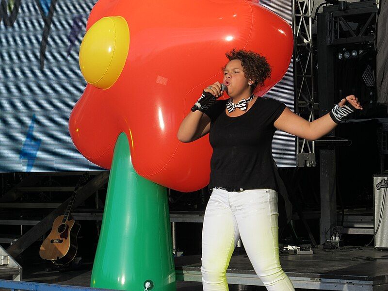 File:Rachel Crow.jpg