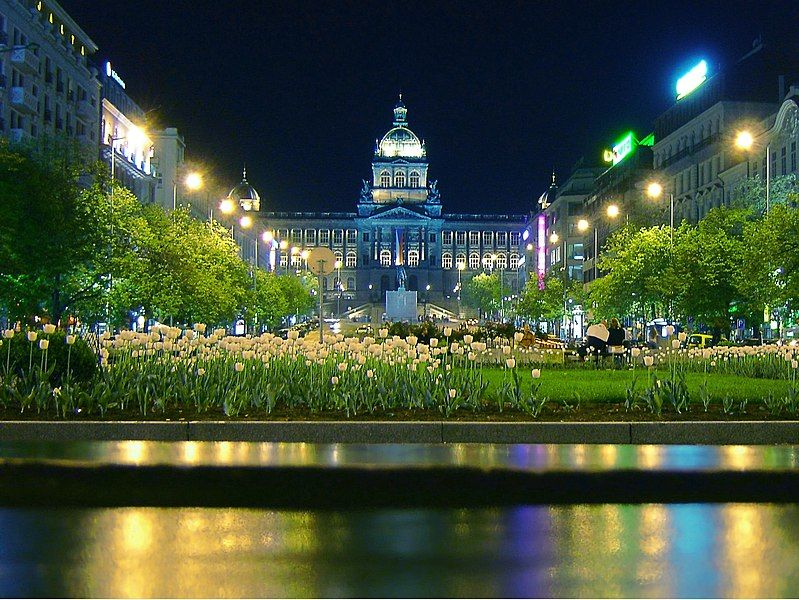 File:Wenceslas Square.jpg