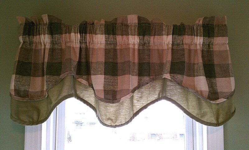 File:Window valance.jpg