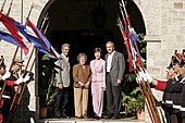 President Tabaré Vázquez and First Lady María Auxiliadora Delgado with the President of the United States George Bush and First Lady Laura Bush at the main entrance, March 2007