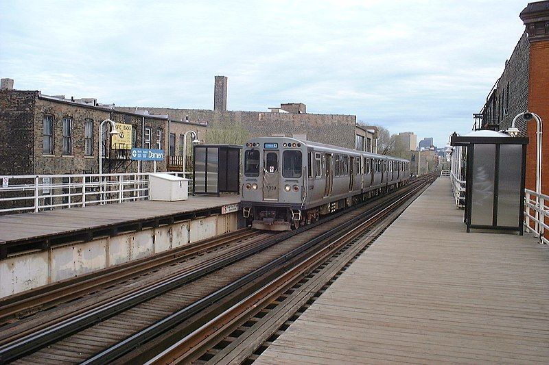 File:Damen CTA 020420.jpg