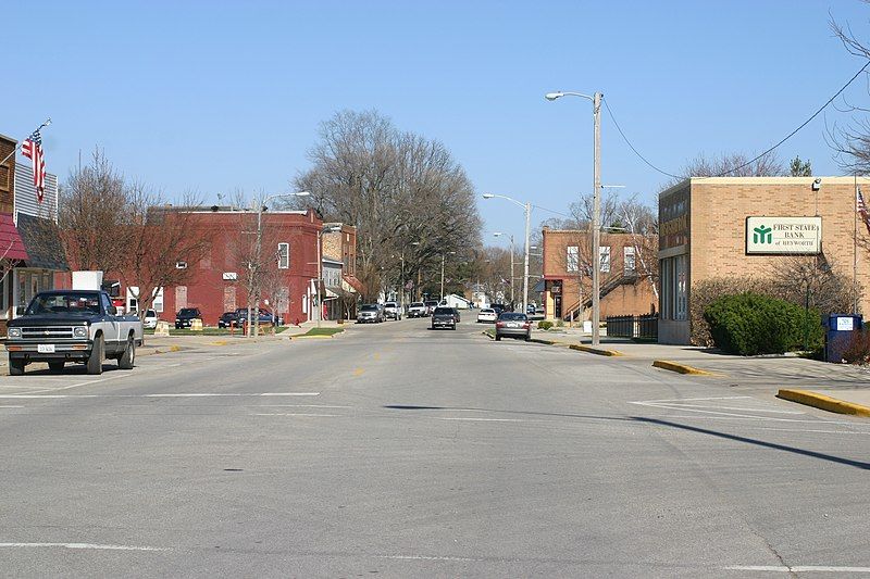 File:Downtown heyworth.jpg