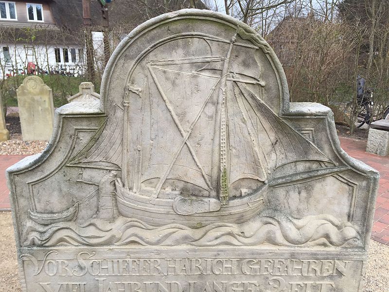 File:Gravestones in Amrum018.jpg