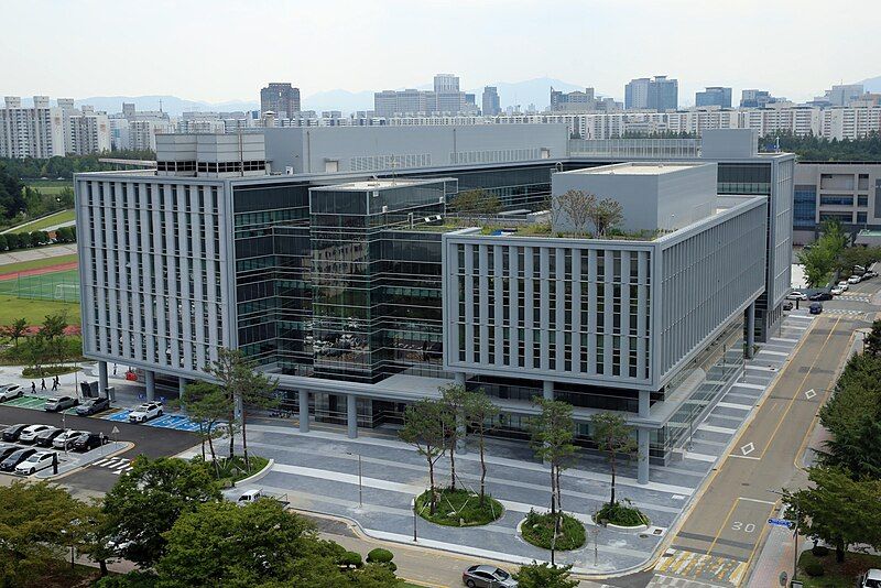 File:IBS–KAIST Campus Building.jpg