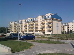 Residential building in the neighbourhood