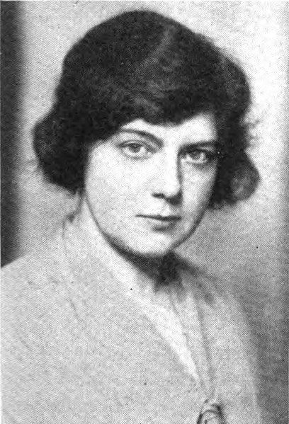 File:Kathlene MacDonell 1922.jpg