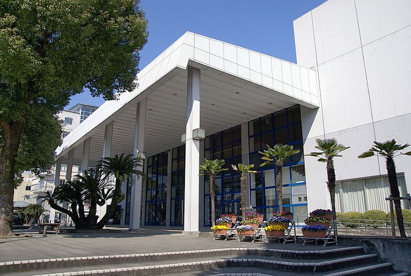 File:Kochi Prefectural Gymnasium01ss3200.jpg