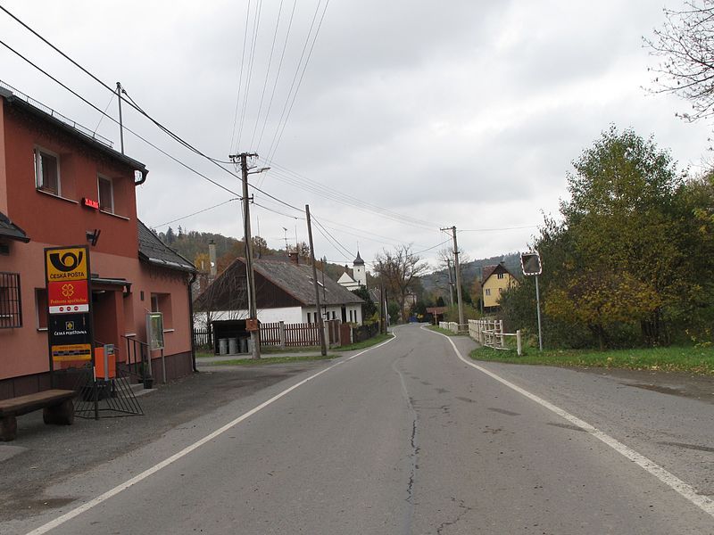 File:Krasov, ulice.jpg